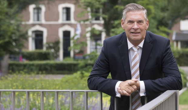 <p>Burgemeester Frits Naafs schreef een brief aan Den Haag.</p>