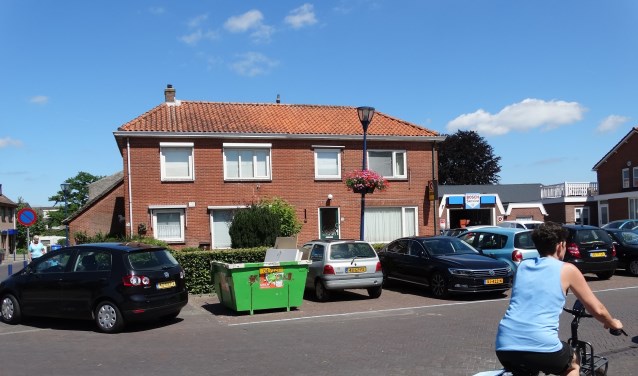 Op deze hoek van de Boomgaardweg met De Meent verrijzen mogelijk appartementen