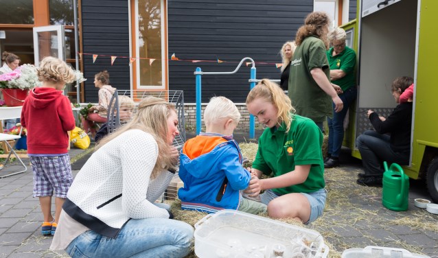 Afgelopen jaar werden al veel jaarfeesten georganiseerd door de initiatiefnemers. Hier vrolijkheid tijdens het Sint Jan-feest
