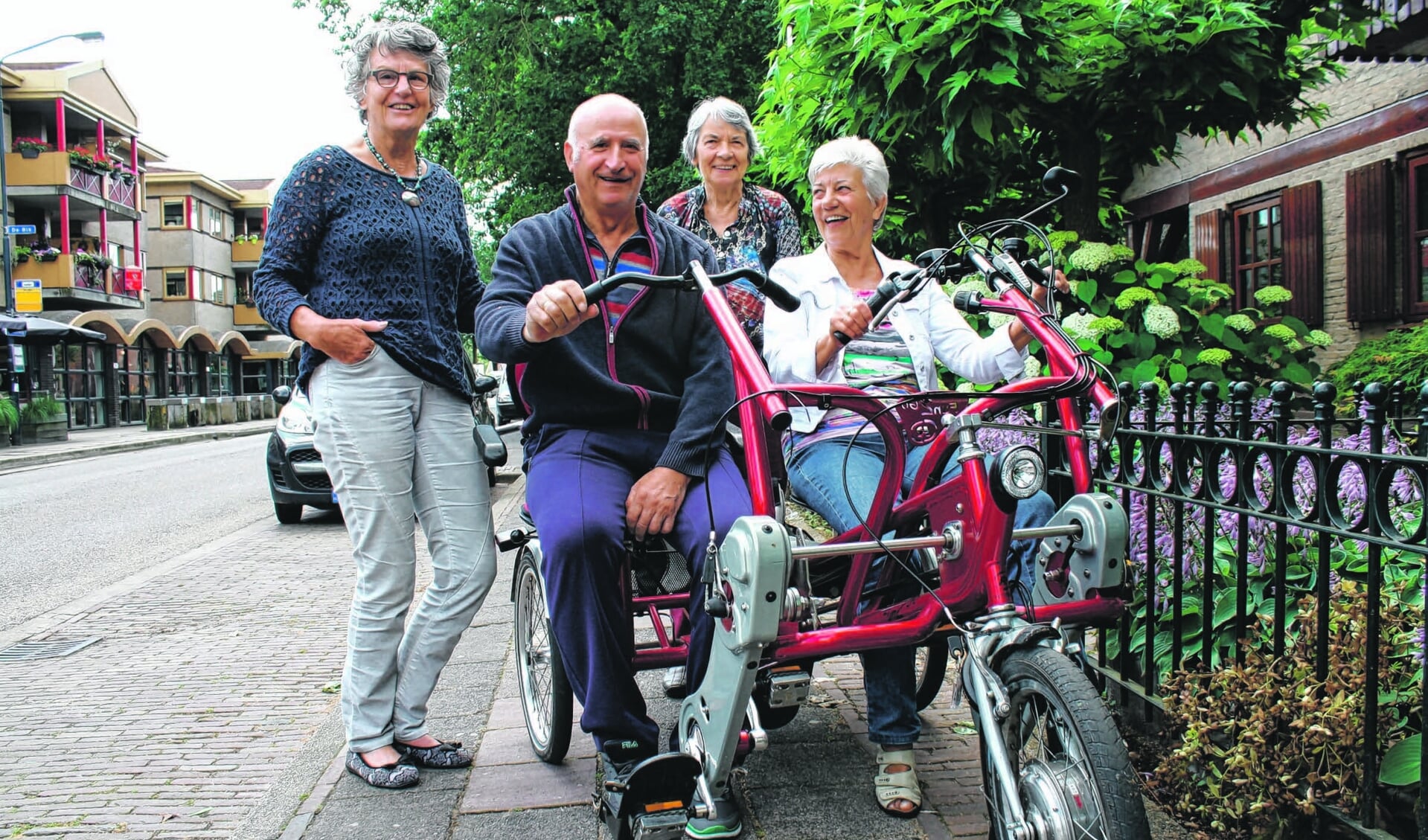 De Hooglandse Maatjes is een werkgroep van het Wijkbeheerteam Hoogland.