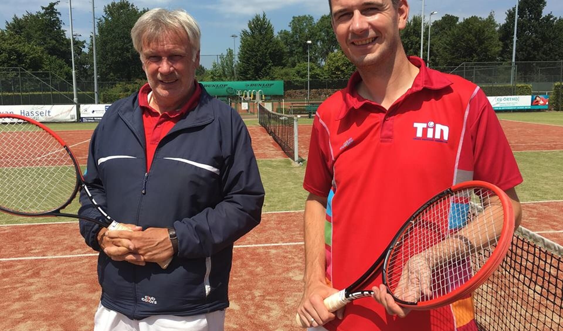 Theo Rottier draagt zijn tennisschool over aan zoon Jip