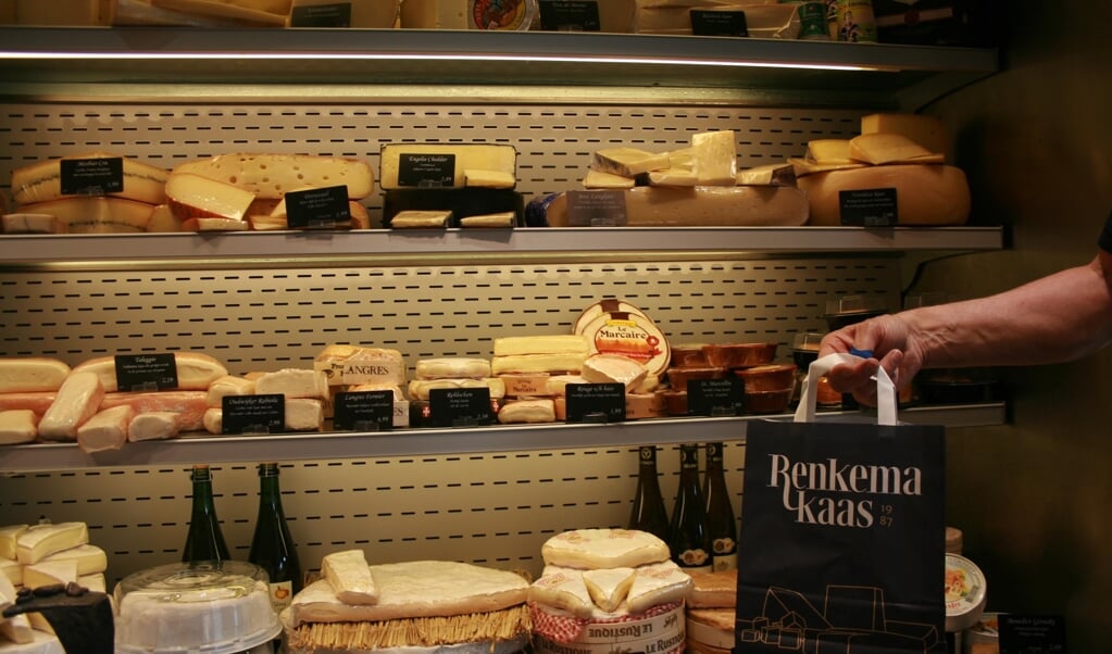 Renkema Kaas heeft voor elk moment wel een geschikte kaas met  bijbehorende wijn of noten. 
