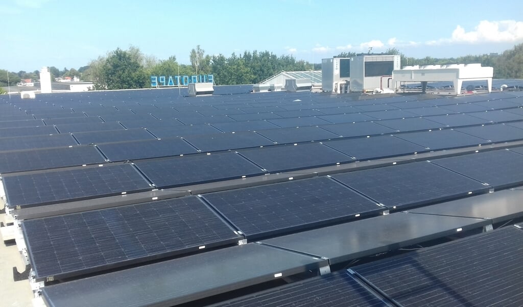 Sinds meer dan vier jaar: 600 zonnepanelen zorgen voor 120.000 kW aan energie bij Eurotape.