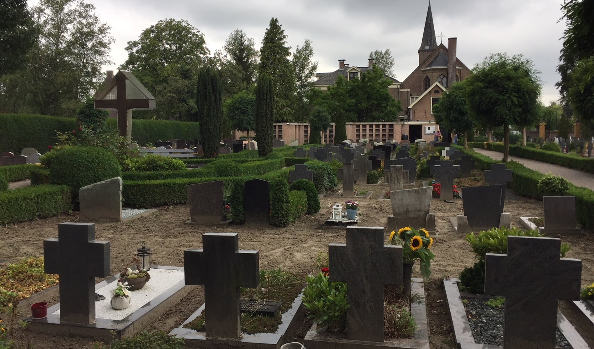 Evelien Blom van Stichting Alert&Zorgzaam: ,,Op de katholieke begraafplaats komen dit soort ruimpraktijken niet voor.