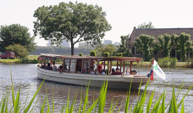 Een Amstellanddagboot.
