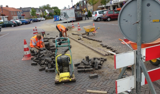 <p>In 2018 werd gewerkt aan de Meent, toen werd de goot in het midden vervangen. </p>