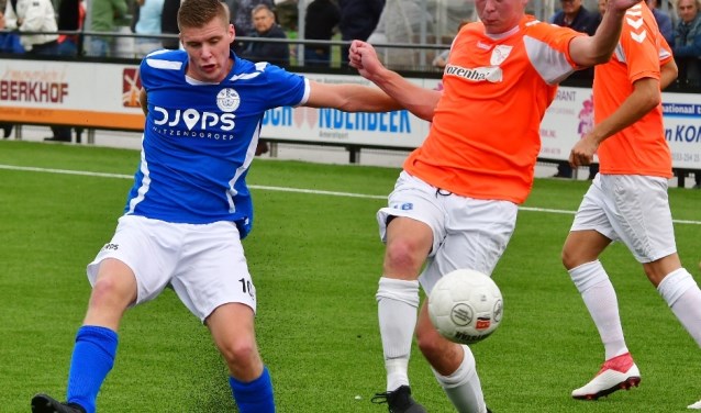 Nico van den Brom (ex-NSC) is één van de spelers die NSC moet bedwingen in het bekerduel tegen Veensche Boys.