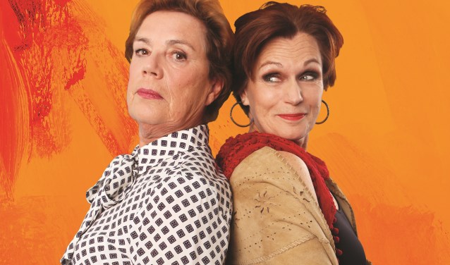 Raymonde de Kuyper (l) en Liz Snoijink.