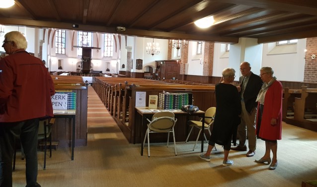 Knikkende knieen bij het beklimmen van kerktoren. Maar ook het interieur van de Grote kerk kon op veel belangstelling rekenen.