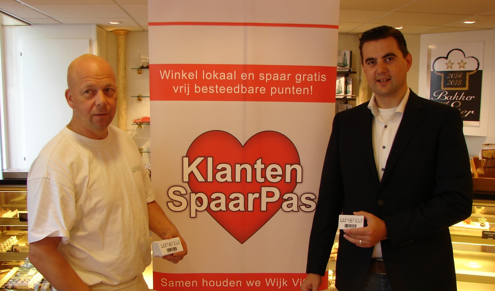 Bakker Frank Lakerveld (links) en Peter Drok (rechts) van Stichting Klanten SpaarPas