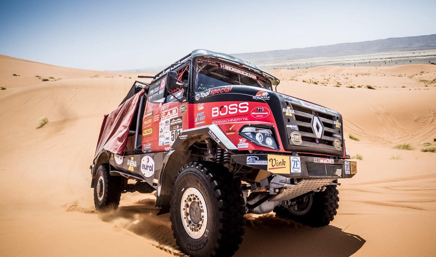 Martin van den Brink gaat in de woestijn van Peru op jacht naar een sportieve beloning voor Mammoet Rallysport.