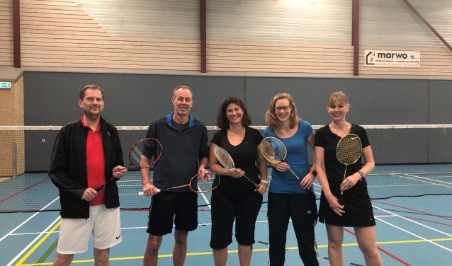 Ron van der Keur (secretaris), Jaap Teule (voorzitter), Barbara de Reijke (wethouder), Fenke van Rossum (beleidsmedewerker sport) en Nicolette van Kooten (algemeen bestuurslid).