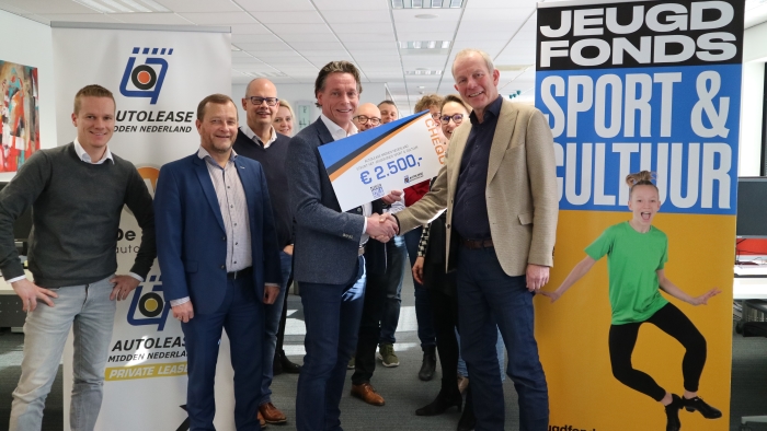 Cheque overhandiging