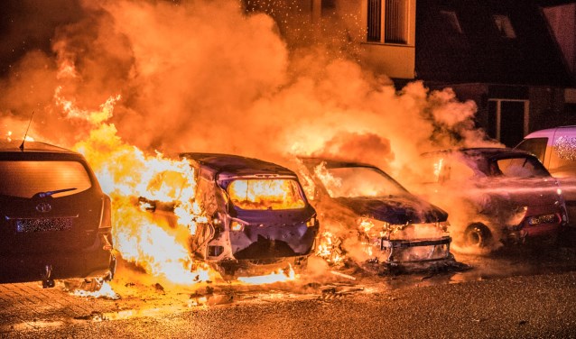 De autobranden vorig jaar in Savelsbos.