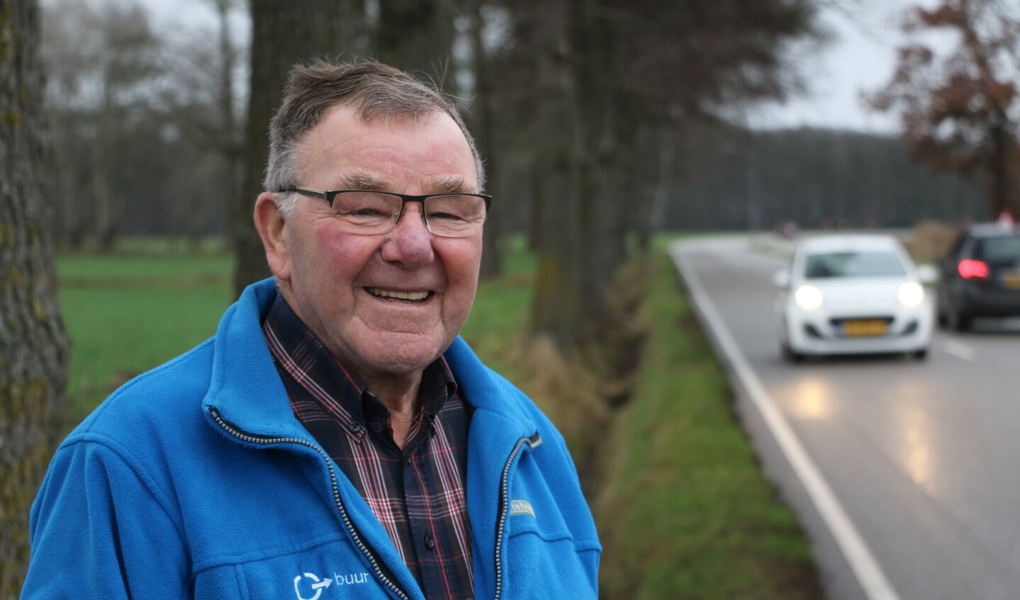Jaap Hek (75) heeft definitief afscheid moeten nemen van Buurtbusvereniging Wekerom.