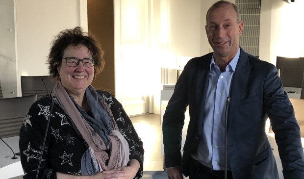 Judith van den Wildenberg (Burger Initiatief) en Theo Bos (VVD).
