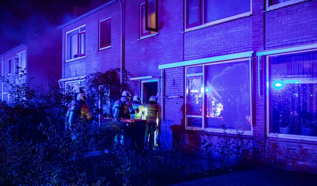 Om 2.05 uur werd er brand gemeld in een woning aan de Prof Kranenburglaan in Baarn.