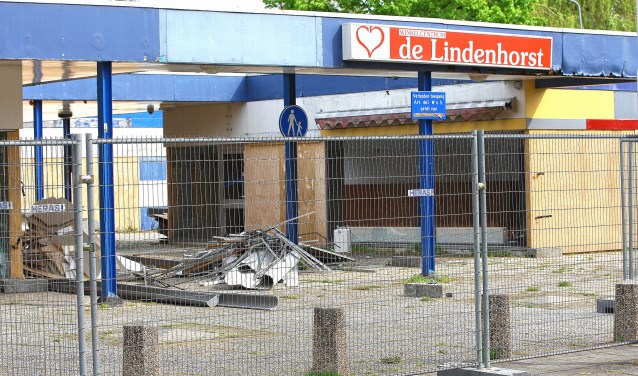 Winkelcentrum Lindenhorst is al jaren weg, maar op de plek is nog altijd geen nieuwbouw.