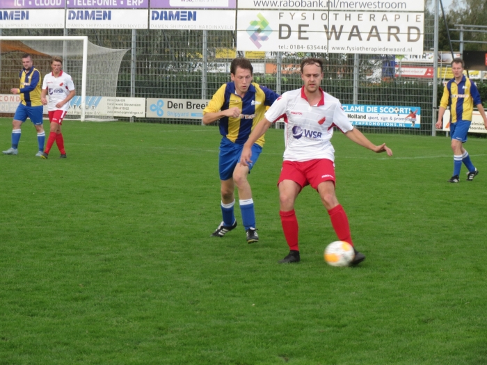 Robin de Kok namens Hardinxveld aan de bal tegen Ameide