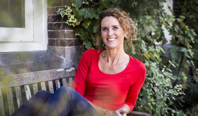 Jacobine van den Hoek