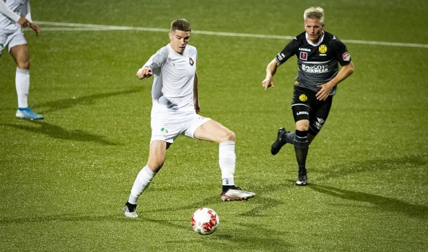 Telstarspeler Charlie Gilmour (rugnummer 4) tijdens de wedstrijd tegen Roda JC