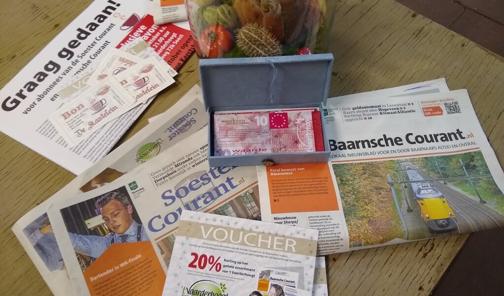 En tot slot gaan de abonnees van de Soester Courant en Baarnsche Courant nog met een extra presentje (een waardebon van tien euro) naar huis.