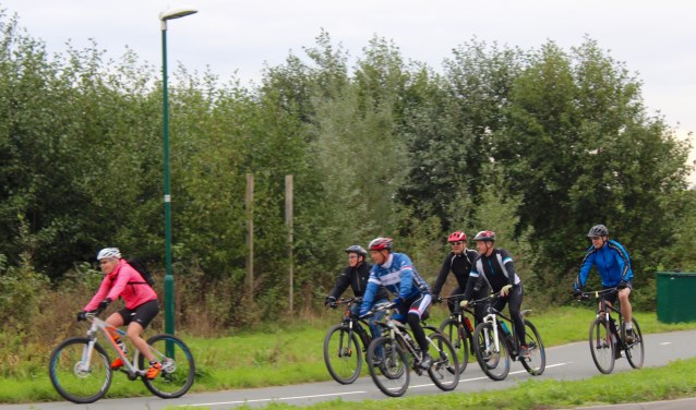 In Leusden werd afgelopen zondag de jaarlijkse MTB Kozakkenputtocht gehouden.