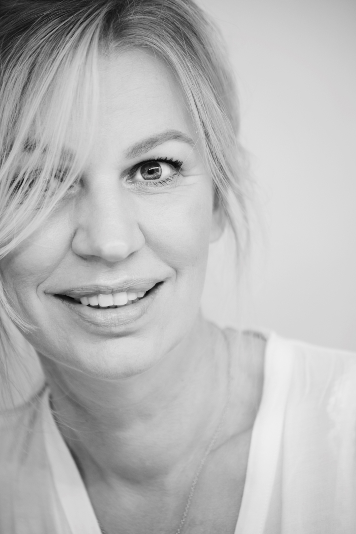 Annejet van der Zijl, schrijfster van bestsellers als Sonny Boy, Bernhard en De Amerikaanse prinses
