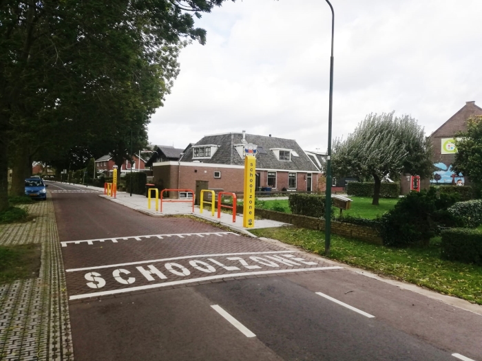 brede fietsstroken en een extra brede stoep voor basisschool de Boogerd