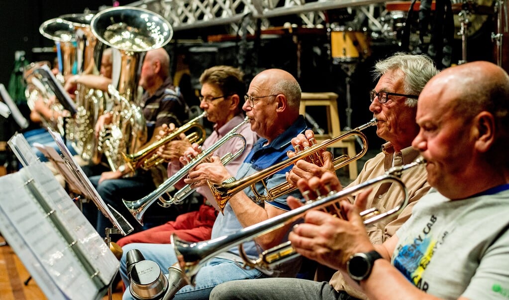 De Harmonie organiseert 12 oktober een Hollandse Avond in De Essenburcht.