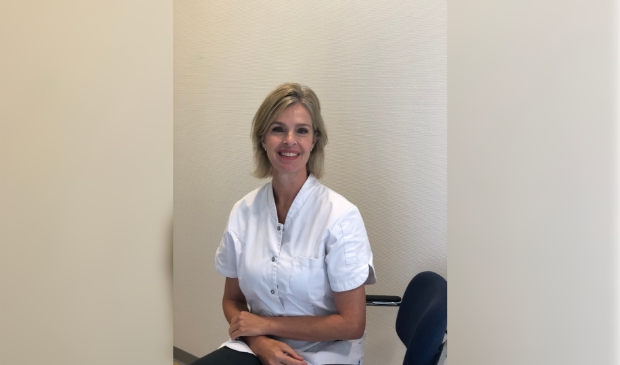 <p>Marieke van der Zeyst, Huid- en Oedeemtherapie Houten, www.jouwhuidtherapeut.nl </p>