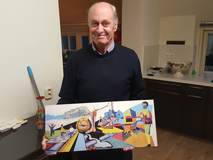 Gerard Beijer met de plaquette van Otto Prinsen