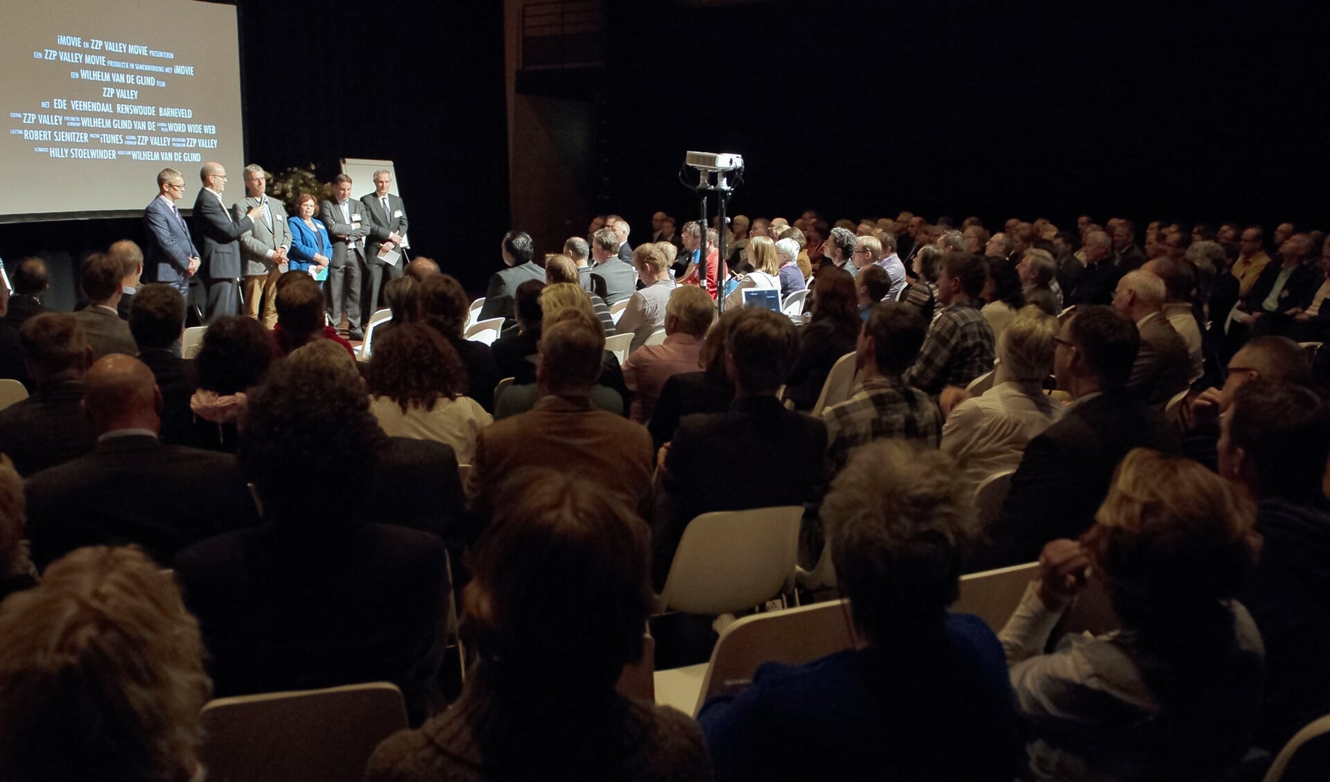 Aftrapbijeenkomst van ZZP Valley in oktober 2013 in het Schaffelaartheater.