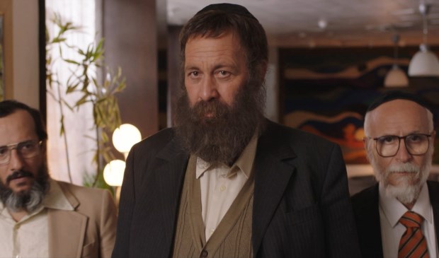 Scène uit ‘The Unorthodox’, de openingsfilm van het Seret Film Festival.