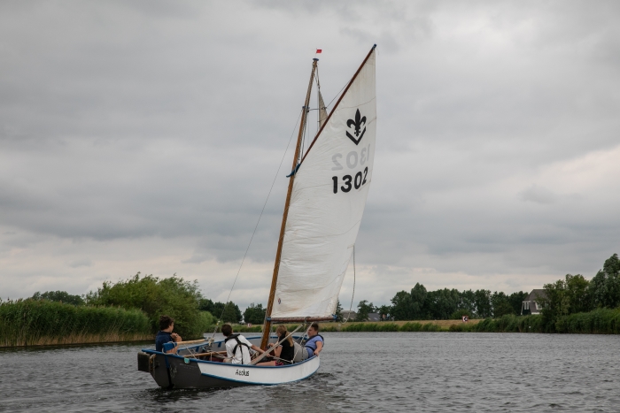 zeeverkenners zeilen op de Eem