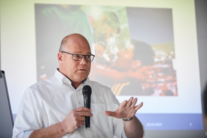 Portret schrijver Wouter Droppers