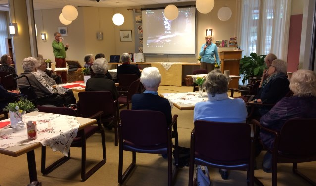 Het eerstvolgende Alzheimer Café is maandag 21 oktober.