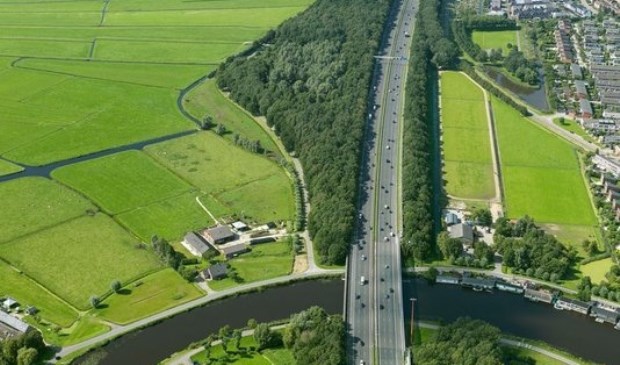 De A9 bij Ouderkerk aan de Amstel.