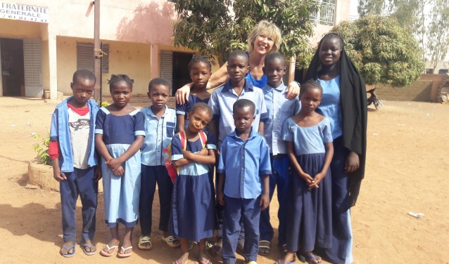 De gesponsorde kinderen van de lagere school in Bamako.