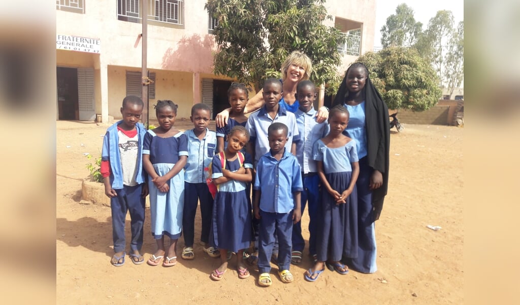 De gesponsorde kinderen van de lagere school in Bamako.