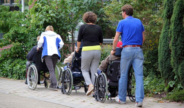 Wandelen met bewoners van de Loericker Stee