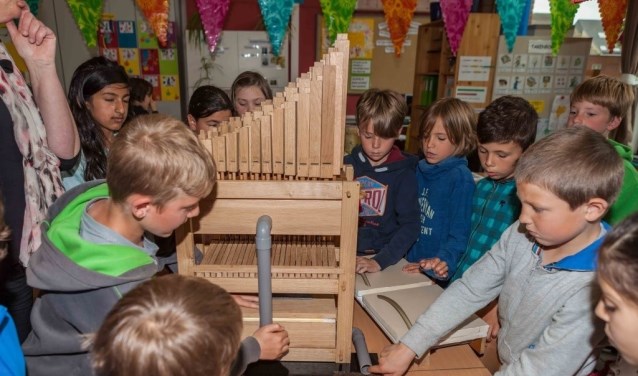 In de Grote Kerk gaat kinderen zelf een orgel bouwen