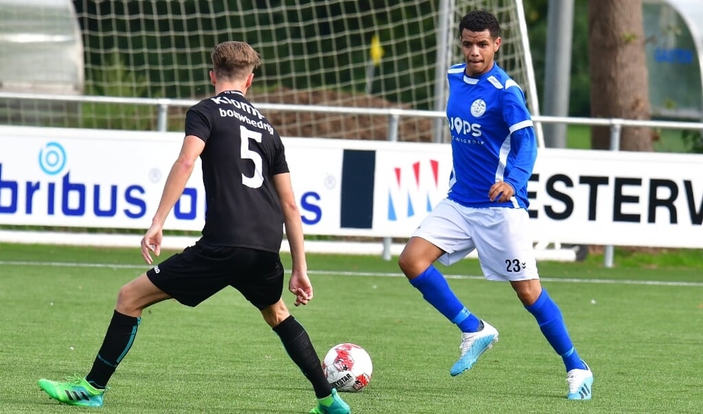 Lucas Mercera won met Veensche Boys met 0-1 in Dinxperlo, waar een grotere winst mogelijk was