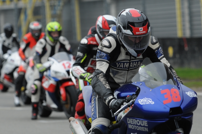 Michael Mijnten Op de Yamaha R6 van Deroue Motoren.
