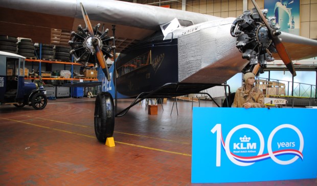 Replica van een Fokker F.7b-3m, het vliegtuig dat aan de basis stond van het succes van de KLM.
