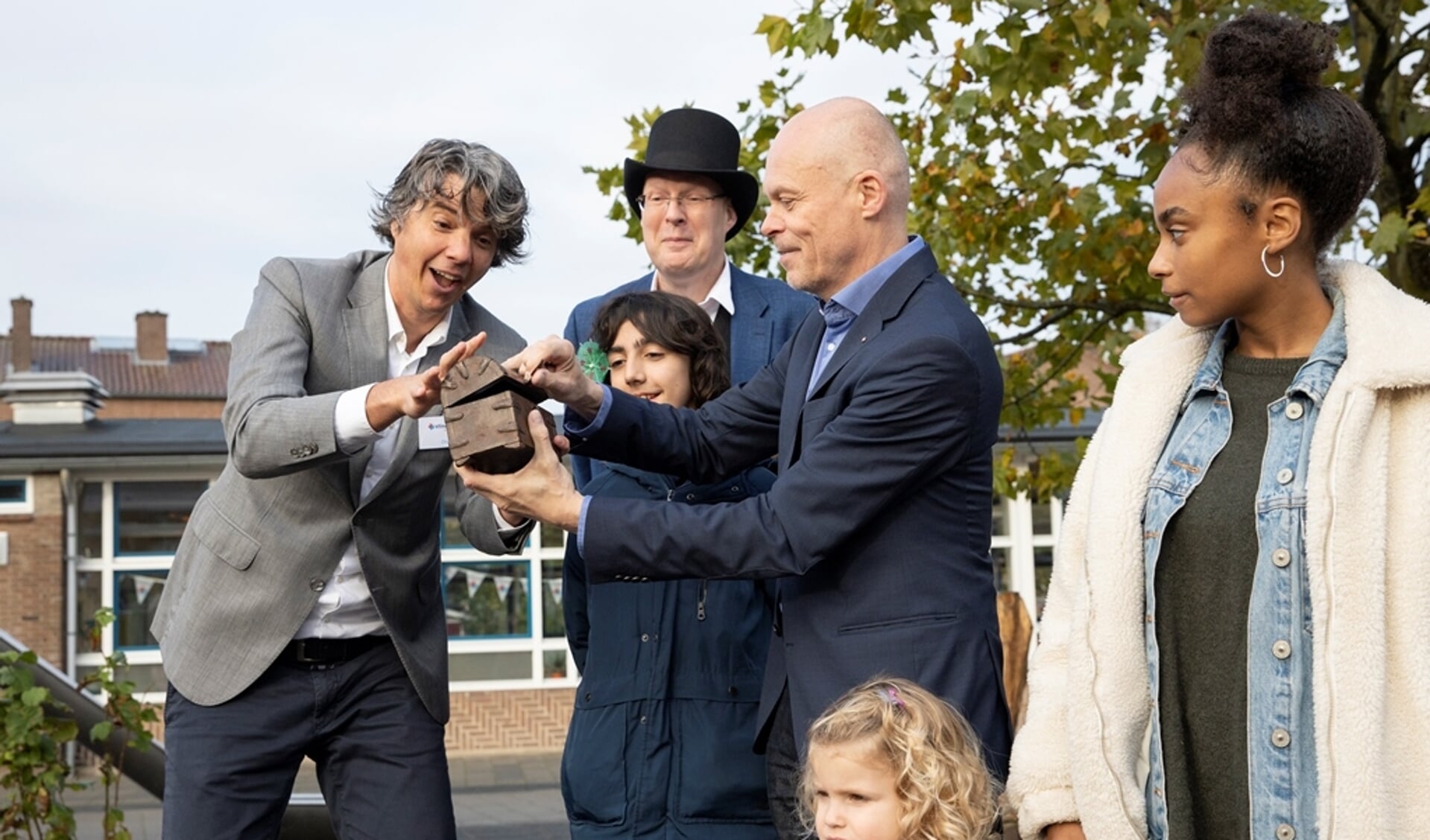 Wethouder van Eijk opent Vlinderslag Kindcentrum