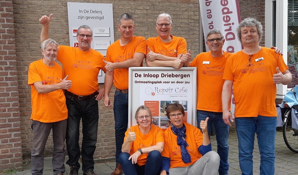 De enthousiaste vrijwilligers van het RepairCafé Driebergen