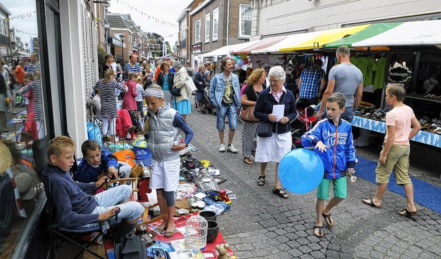 Braderie in de Peulenstraat