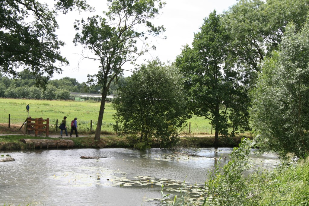 Het Gelukkigerwijspad voert de hedendaagse pelgrim door de Kromme Rijnstreek