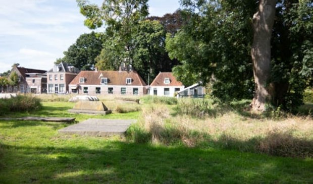De plek waar het 'kasteel' van Gijsbrecht van Aemstel gestaan zou hebben.